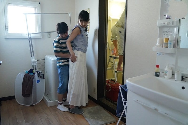 Chăm sóc cậu em trai mới lớn và cái kết…