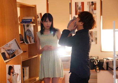 Lấy trộm quần lót của cô em dâu làm trò biến thái